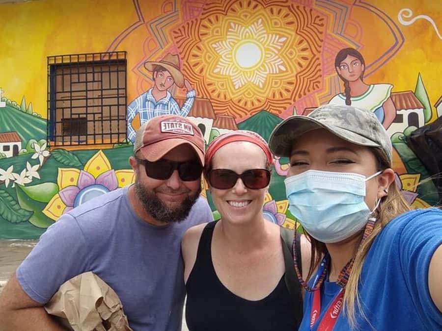 San Salvador: Full Day Ruta de Las Flores and Coffee Farm - The guides make the difference