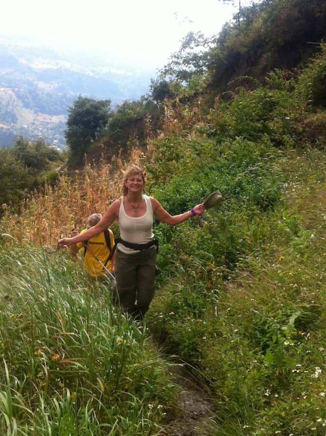 Santa Cruz La Laguna: 6-Hour Solola Hike & Market Visit - Booking, cancellation, and group details