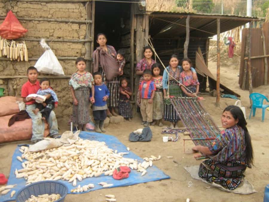 Santa Cruz La Laguna: 6-Hour Solola Hike & Market Visit - Who should book this hike
