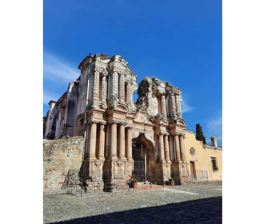 Shared Antigua Guatemala Half-Day City Tour - Why Antigua works so well for a half-day visit