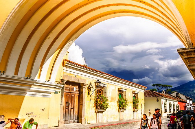 Shared Transportation from Panajachel or Lake Atitlan to Antigua - Arriving in Antigua Without a Remote Bus Stop
