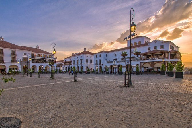 Shopping Tour in Guatemala City - Three sides of Guatemala City in one day