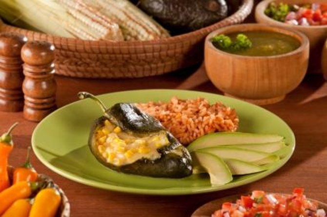 Small-Group Cooking Class in Antigua from Guatemala City - Why this cooking class is a good way to meet Guatemala