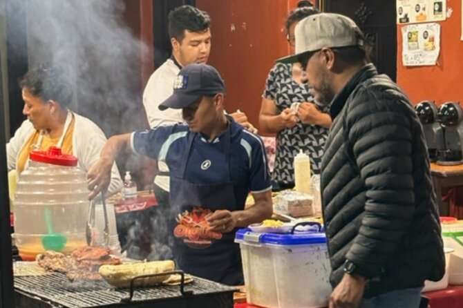 Street Food Tour Around Antigua - The 7 pm start and first bites