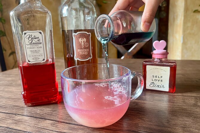 The Enchanted Cauldron: Mixology Experience in Antigua - What the 4.4 Rating Tells You