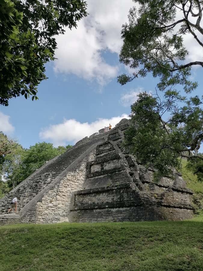 Tikal From Flores: With Transportation Lunch and Local Guide - Mundo Perdido and Tikal’s wider story