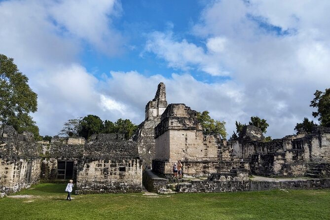 Tikal Private Tour From San Ignacio Belize with Lunch Included - Who should book this Tikal day trip?