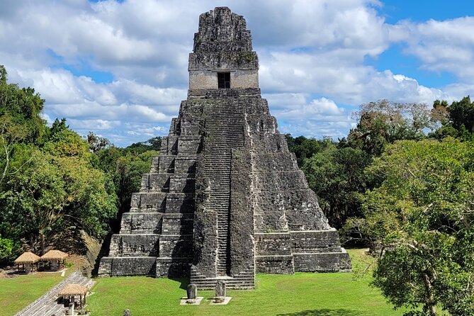 Tikal VIP Private Sunrise Tour All Inclusive from Flores Guate - Why this sunrise timing matters at Tikal