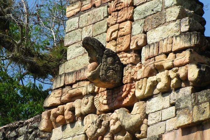 Tour to Copan Ruins Arqueological Site from Guatemala City - Crossing from Guatemala into Honduras
