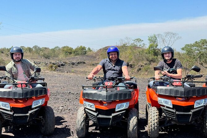 Tour to the foothills of the volcano on ATV - Getting ready at San Vicente Pacaya