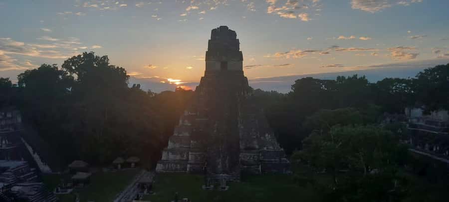 Tour to Tikal: from Mundo Maya Airport in Flores - Temple 4 and the Lost World viewpoint