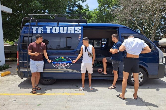 Transporte Compartido de San Pedro- Antigua viceversa - Comfort depends on your expectations