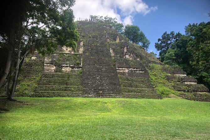 Treasures of the Mayan World: Tikal, Yaxha, Blue Crater, Flores Island - Day two: Crater Azul by road and river