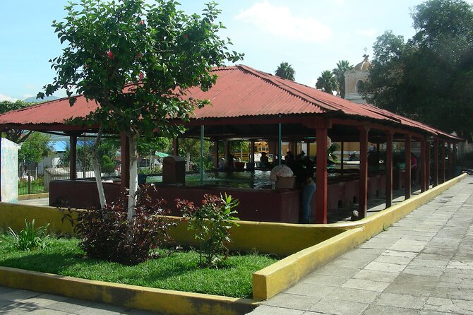 Village Tour in Antigua Guatemala - San Juan del Obispo, Chocolate, Wine, and Honey