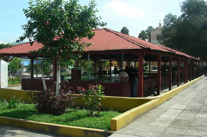 Village Tour in Antigua Guatemala - Guides, Comfort, and the Pace
