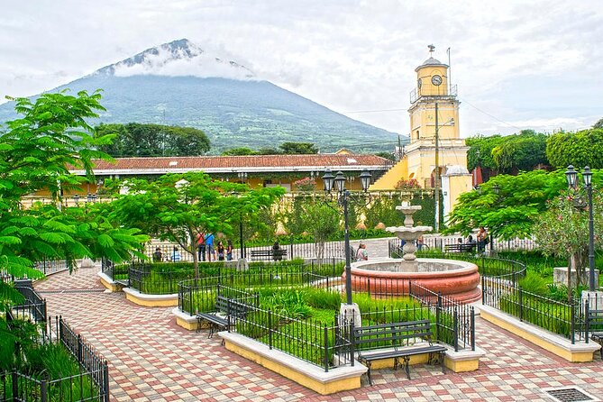 Visit Antigua Guatemala and its colorful towns around - Private full-day tour - San Antonio Aguas Calientes and Mayan waist weaving