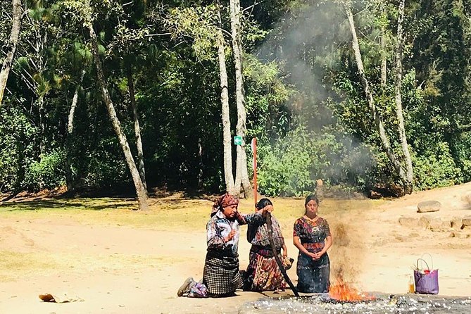 Visit The Mayan City of Iximche on a Full-Day Private Tour - Tecpán lunch with tortillas and local flavor
