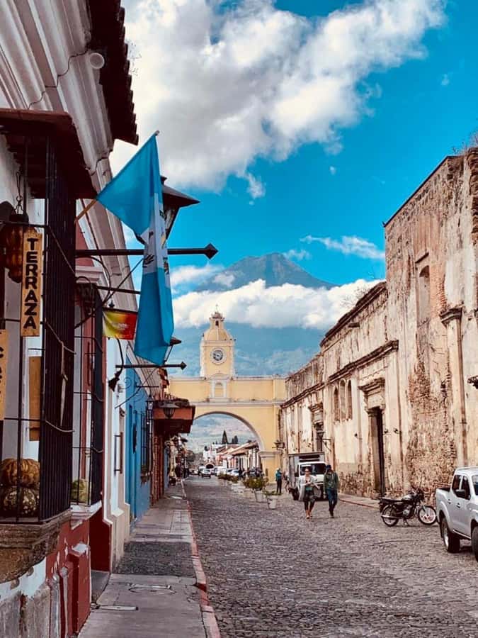 Walk Antigua Like a Local - Pace, comfort, and what to bring